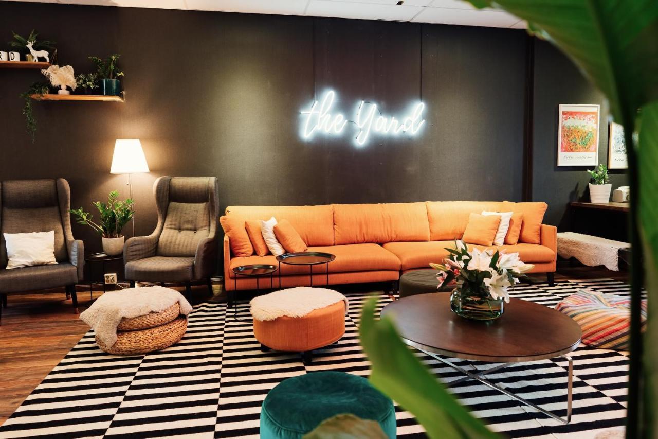 The Yard Hostel Хелзинки Екстериор снимка